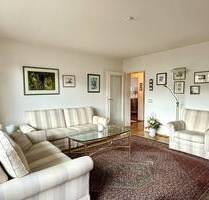 Charmante 4-Zimmer-Wohnung mit zwei Balkonen und Garage - Mülheim Speldorf