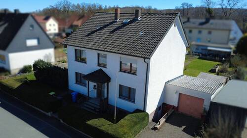 Straßenansicht - Einfamilienhaus mit 140,00 m&sup2; in Willebadessen zum Kaufen