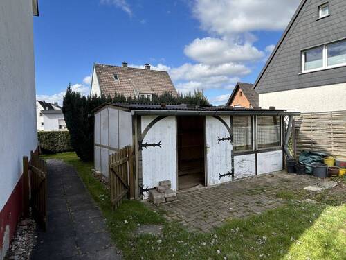 Holzschuppen - 