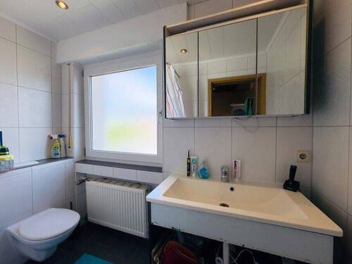 OG Badezimmer Waschtisch - 