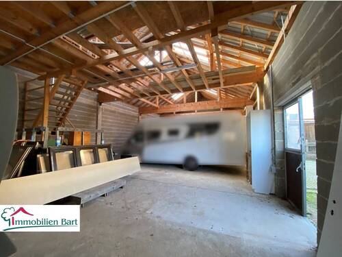 Halle EG - Grundstück in Kirf