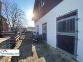 Halle / Bereich Pferdeboxen - 