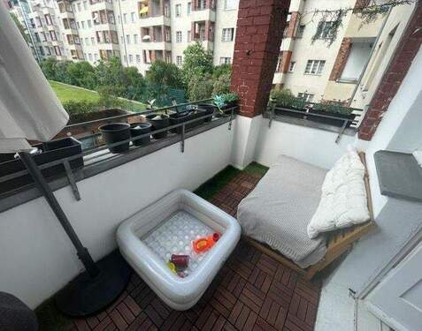 Balkon - Etagenwohnung mit 91,00 m&sup2; in Berlin zum Kaufen