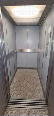 Aufzug Mitte_rechts - 