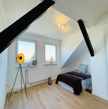 Schlafzimmer 1 - 4 Zimmer Etagenwohnung zum Kaufen in Neindorf