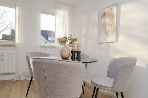 Wohnzimmer - 2 Zimmer Etagenwohnung in Bremerhaven