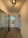Eingangsbereich Ansicht 2 - 4 Zimmer Etagenwohnung zum Kaufen in Schwieberdingen