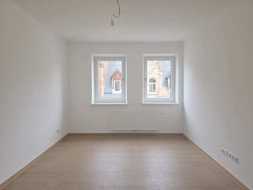 Wohnzimmer - Moderne 2 Zimmer Wohnung Nähe Nordklinikum - Erstbezug nach Sanierung