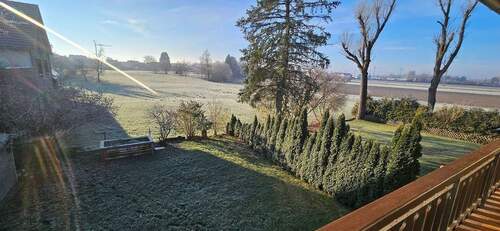 Ausblick vom Balkon.jpg - 5 Zimmer Doppelhaushälfte zum Kaufen in Langenpreising