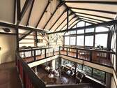 Empore - 