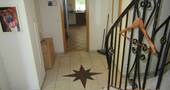 167. Wohnflur im EG des Hauses..JPG - 