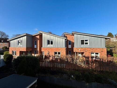 Frontansicht - Familienfreundliches Reihenendhaus in Strandnähe