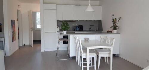 Küchenbereich Flur Gäste-WC - 3 Zimmer Etagenwohnung in Itzehoe