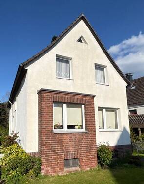 Frontseite - 8 Zimmer Einfamilienhaus zum Kaufen in Höxter