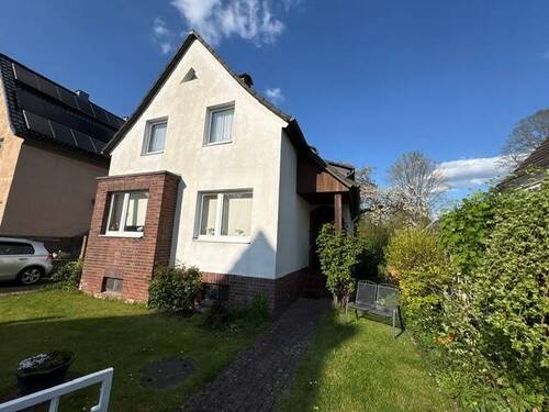 Straßenansicht - 8 Zimmer Einfamilienhaus in Höxter