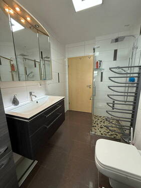 Badezimmer Erdgeschoß - 