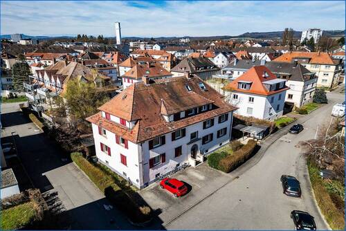 Haus Ansicht von oben - 5 Zimmer Etagenwohnung in Radolfzell am Bodensee
