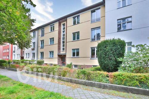 Hausansicht / house view - 
