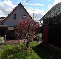 Charmantes Einfamilienhaus mit Terrasse, Garten & Carport in ruhiger Lage - Reinsfeld