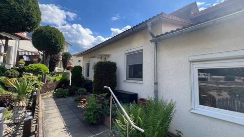 Hauszugang - 4 Zimmer Reihenendhaus zum Kaufen in Dohma