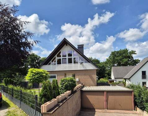 Garagenansicht - 4 Zimmer Einfamilienhaus in Syke