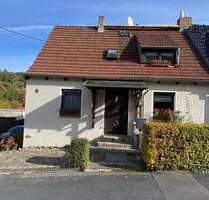 DHH mit traumhaft angelegten Garten in extrem ruhiger Lage - Freital