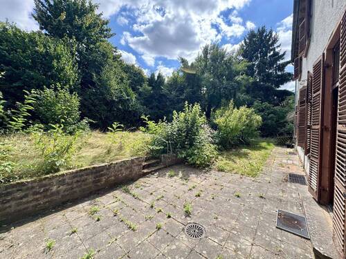 Terrasse m. Zugang zum Garten - 