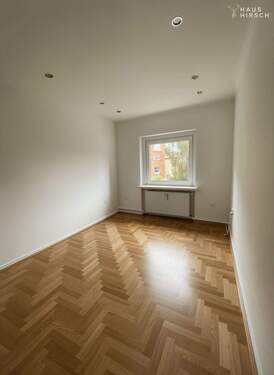 Schlafzimmer renoviert (KI) - 