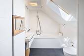 Badezimmer Dachgeschoss - 