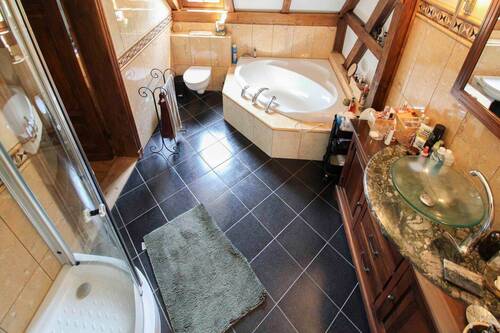 Badezimmer 1. OG - 