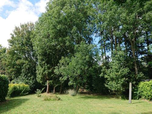 Garten (Bauplatz) - Mehrfamilienhaus, Wohnhaus mit 132,00 m² in Itzehoe zum Kaufen