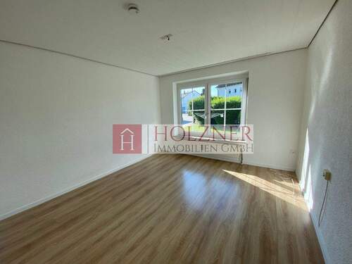 Holzner Immobilien - 3 Zimmer Etagenwohnung zur Miete in Oberahrain