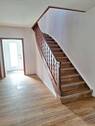 Entree mit Treppe - 