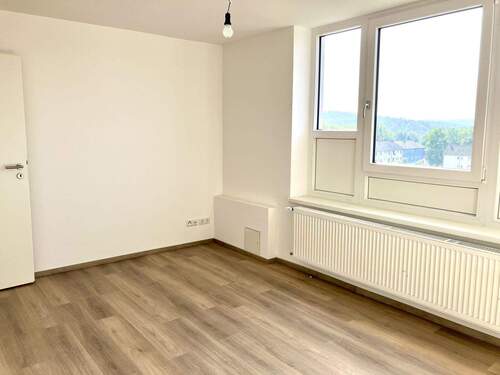 Zimmer - 2 Zimmer Etagenwohnung zur Miete in Kaiserslautern