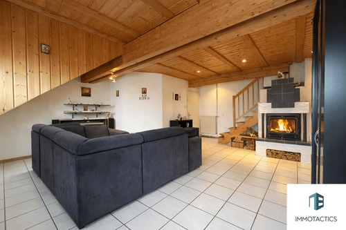 Wohnzimmer - 4 Zimmer Etagenwohnung zum Kaufen in Wöllstein