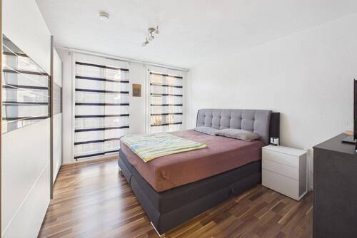 Bild 2 - 2 Zimmer Etagenwohnung zur Miete in Bietigheim-Bissingen