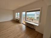 Bild 1 - Moderne 3-Zimmer-Wohnung mit Seeblick & Balkon am Sorpesee