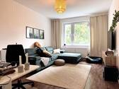 Wohnbereich - 2 Zimmer Etagenwohnung zum Kaufen in Hamburg
