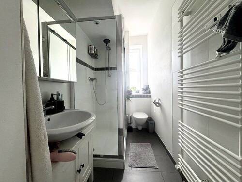 Badezimmer - Etagenwohnung mit 51,00 m&sup2; in Hamburg zum Kaufen