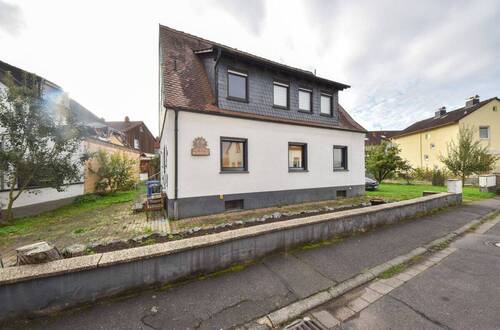 Außenansicht - Mehrfamilienhaus, Wohnhaus mit 126,60 m² in Großostheim zum Kaufen