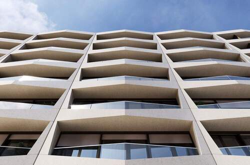 Detailansicht Fassade - Ein Statement moderner Hauptstadtarchitektur - Formvollendet wohnen AM TACHELES