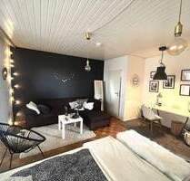 Kleines Apartment im Dachgeschoss mit sonniger Loggia in beliebter Wohnlage von Oldenburg nahe Weser-Ems-Halle