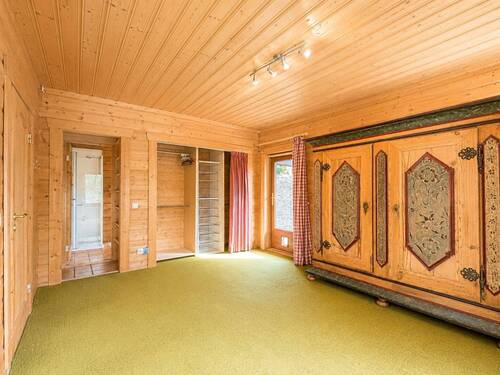 Schlafzi. 3 + Ensuite Bad - 