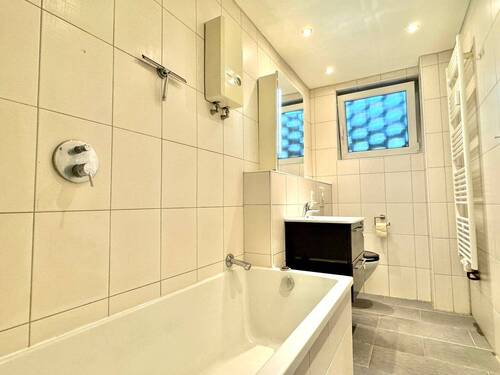 Tageslicht-Wannenbad - 
