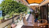 Süd-/Westdterrasse - Helle Eigentumswohnung mit großzügiger Dachterrasse und Kamin in zentraler Schwabinger Lage