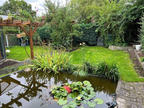 Garten mit Teich - 