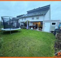 Neubau-DHH Erstbezug: 4 Zi.+Kü.+Ankl., TL-Bad, Gäste-WC, GartenTerr., Garage+Stpl. - Grolsheim