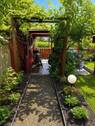 Garten mit Gartenhaus - 