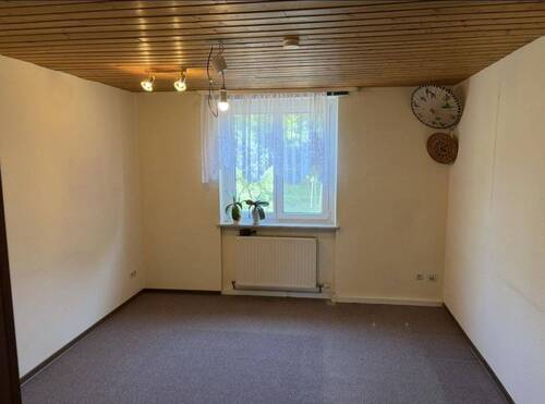 Ist-Zustand-Wohnzimmer - 4 Zimmer Etagenwohnung zum Kaufen in Haltingen / Weil am Rhein