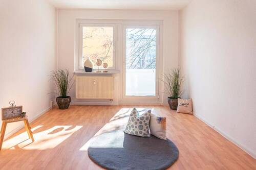 Wohnbereich Vergleichswohnung - Ebenerdig erreichbare Singlewohnung mit Balkon
